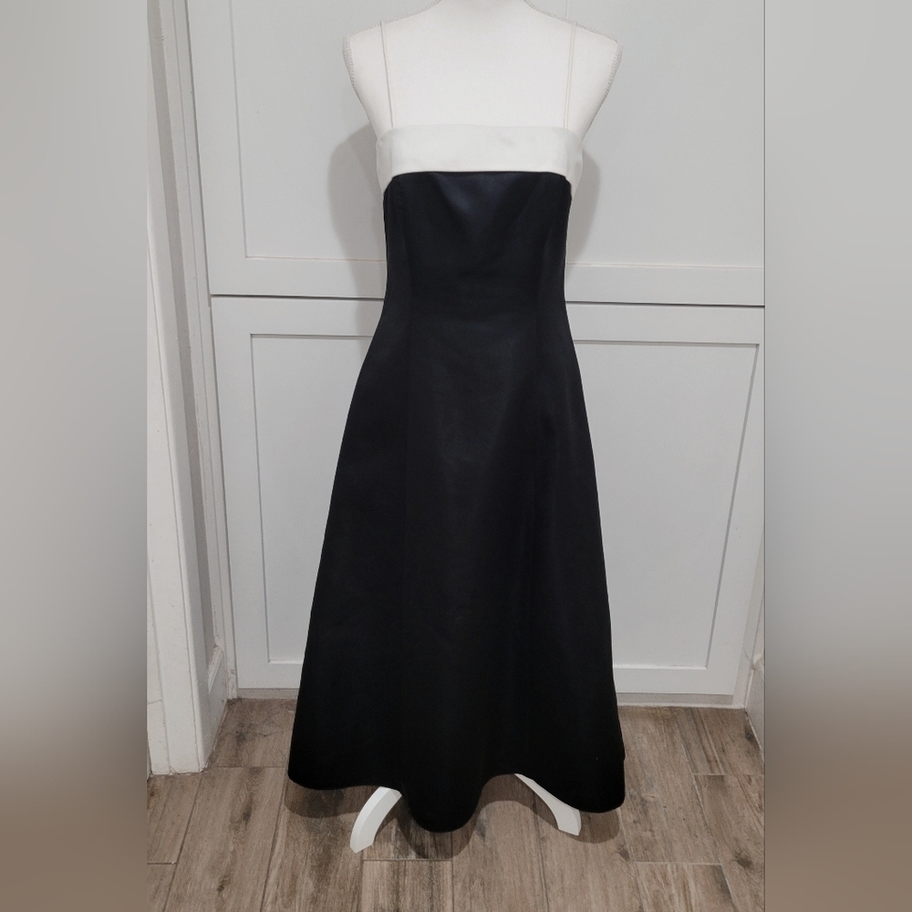 Urban Girl Nites Vintage 90s Black and White Spaghetti Strap Dress | Size 9/10